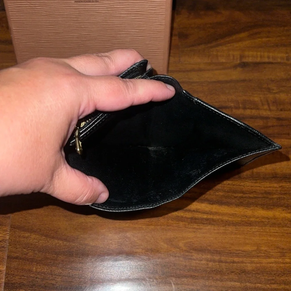 Louis Vuitton Epi Authentic Porte Monnaie Billets Tresor Leather Wallet MI1927